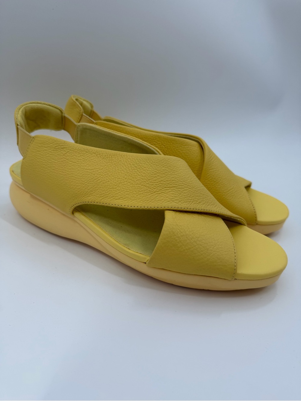 Camper Balloon Yellow Leather Sandal - Picture 2 of 10
